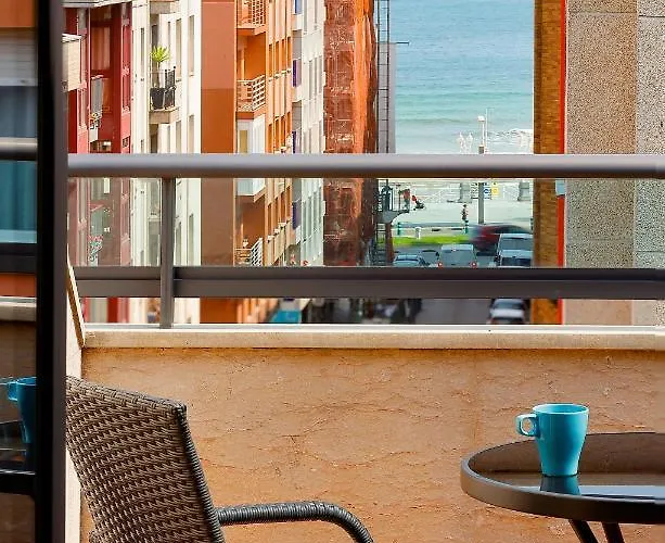 Appartement Atico Con Terraza, Vistas Al Mar Y Parking En Playa De S Lorenzo Gijón