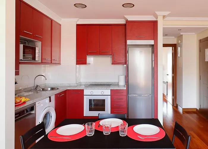 Atico Con Terraza, Vistas Al Mar Y Parking En Playa De S Lorenzo Appartement Gijón